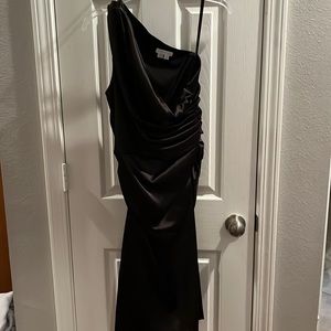 Black London Times one shoulder dress size 8